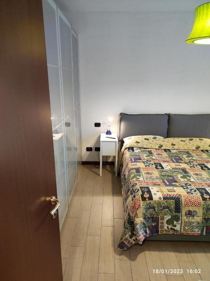 Casa Vacanze Da Riki Appartamento 1 Пескьера-дель-Гарда Экстерьер фото